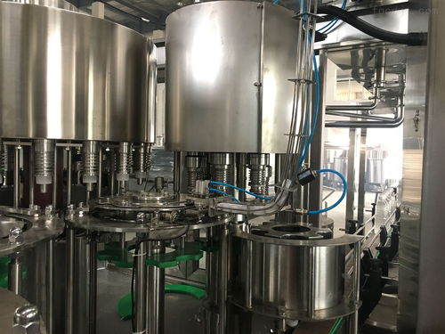 cgf 三合一灌装设备 半自动化 张家港市锦丰镇三兴欣尔瑞饮料机械厂